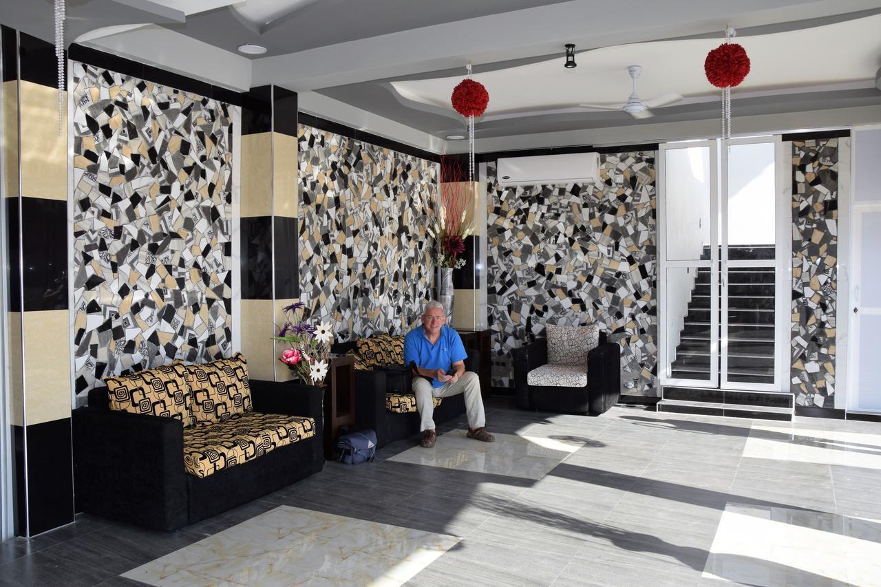 Hotel Agape Маннар Экстерьер фото