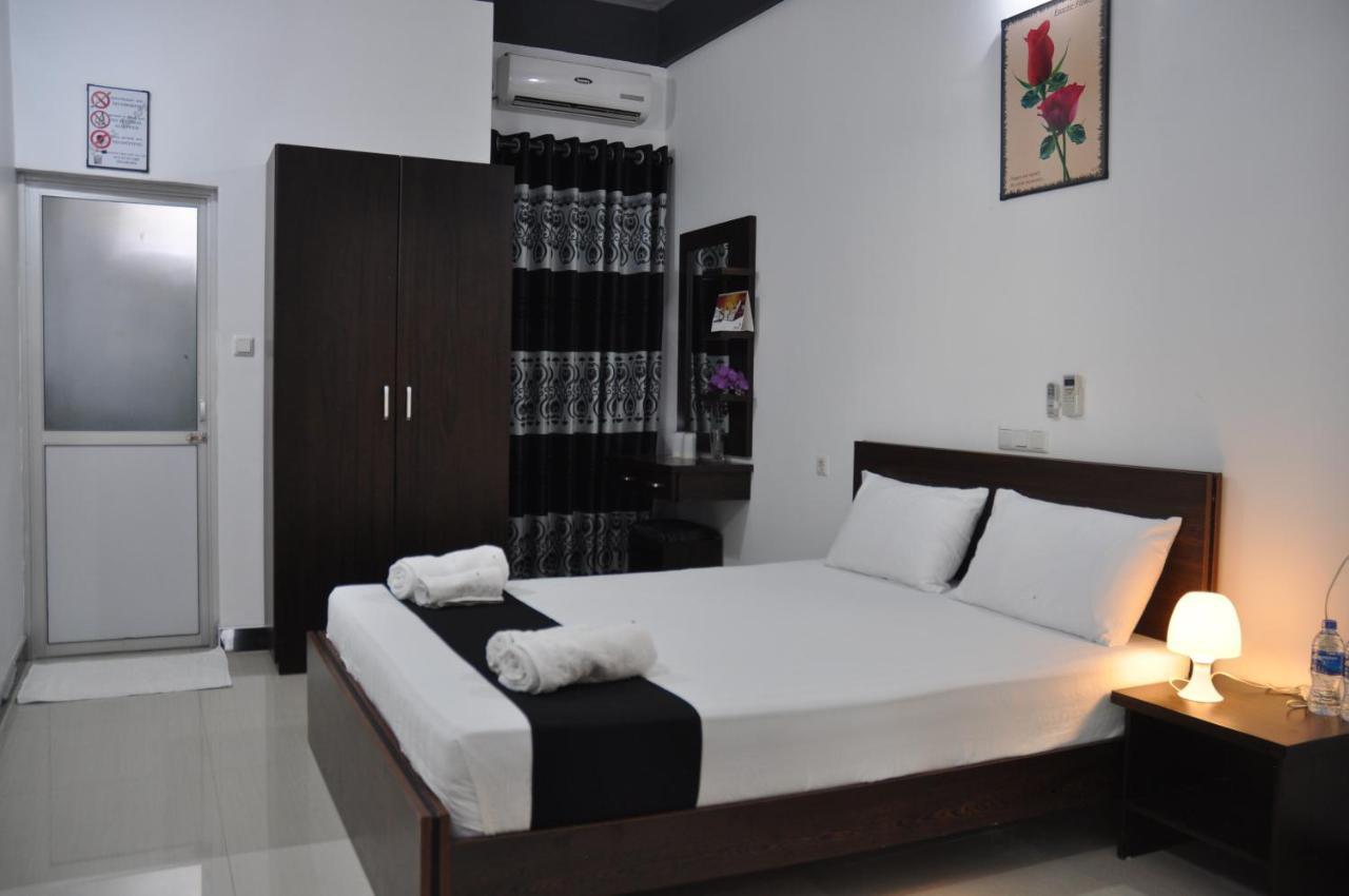 Hotel Agape Маннар Экстерьер фото