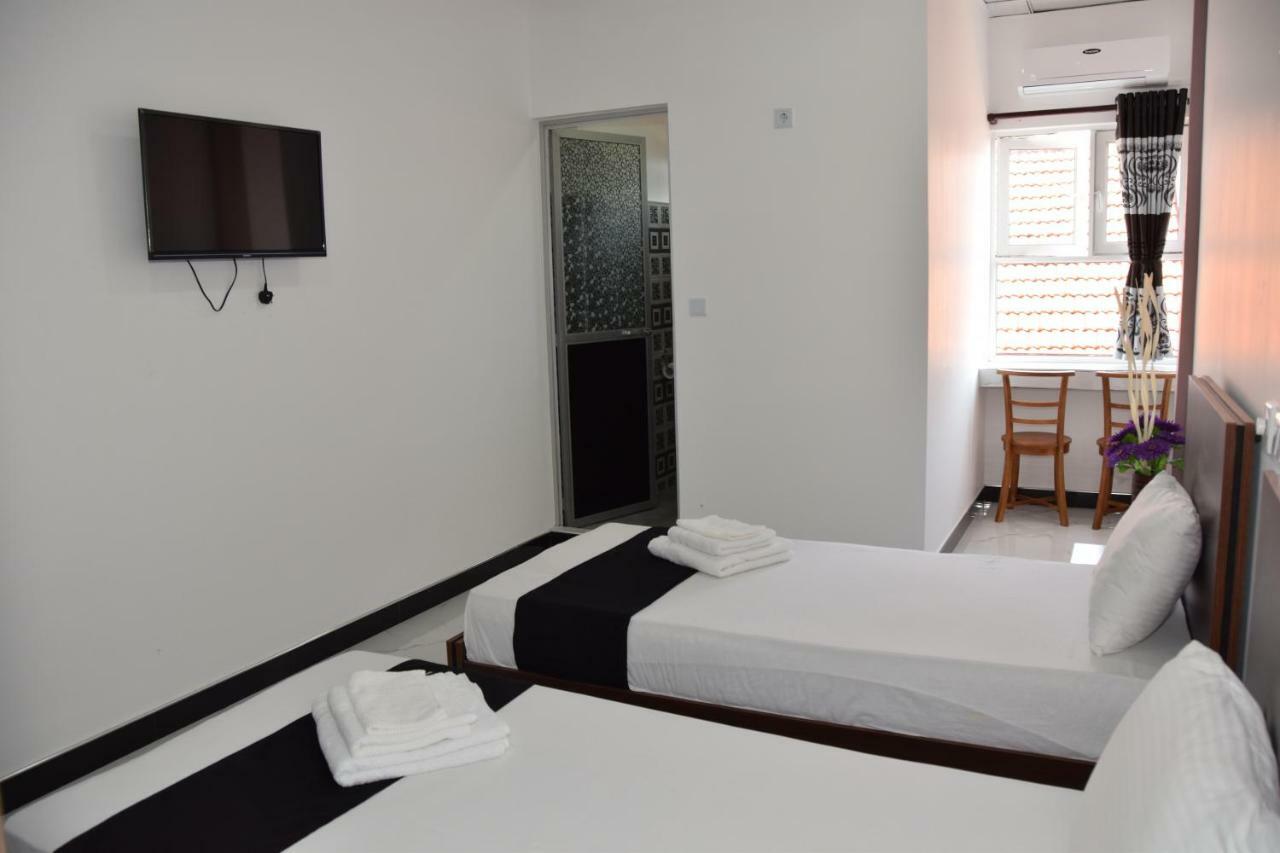 Hotel Agape Маннар Экстерьер фото