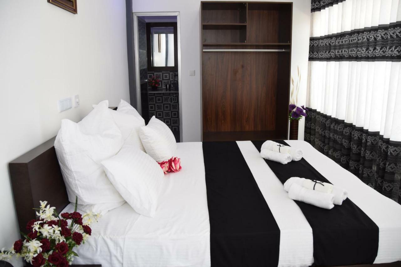 Hotel Agape Маннар Экстерьер фото