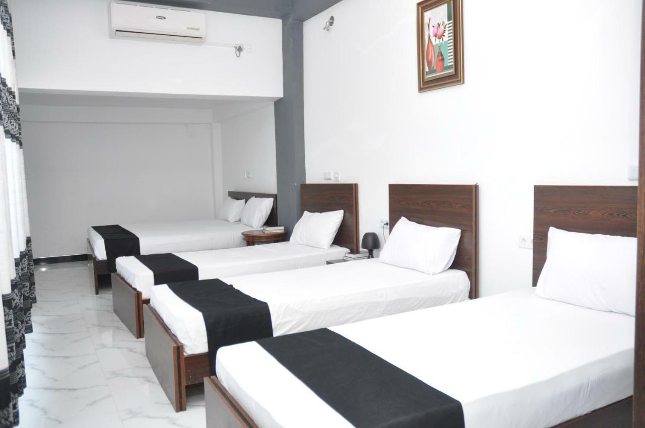 Hotel Agape Маннар Экстерьер фото